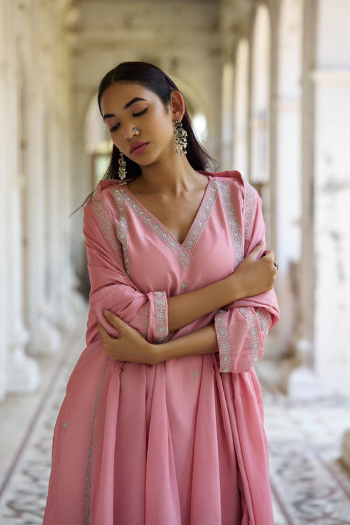 Aabh Suit Pink